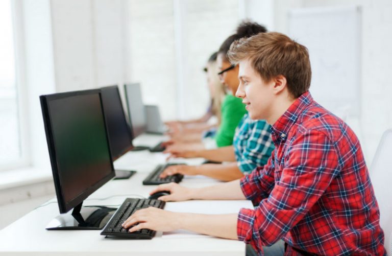 At-Risk Students Benefit From Online High School Classes in Kingman, AZ
